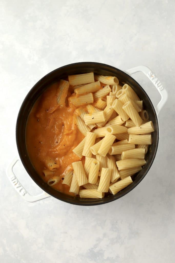 butternut squash sauce with pasta in dutch oven