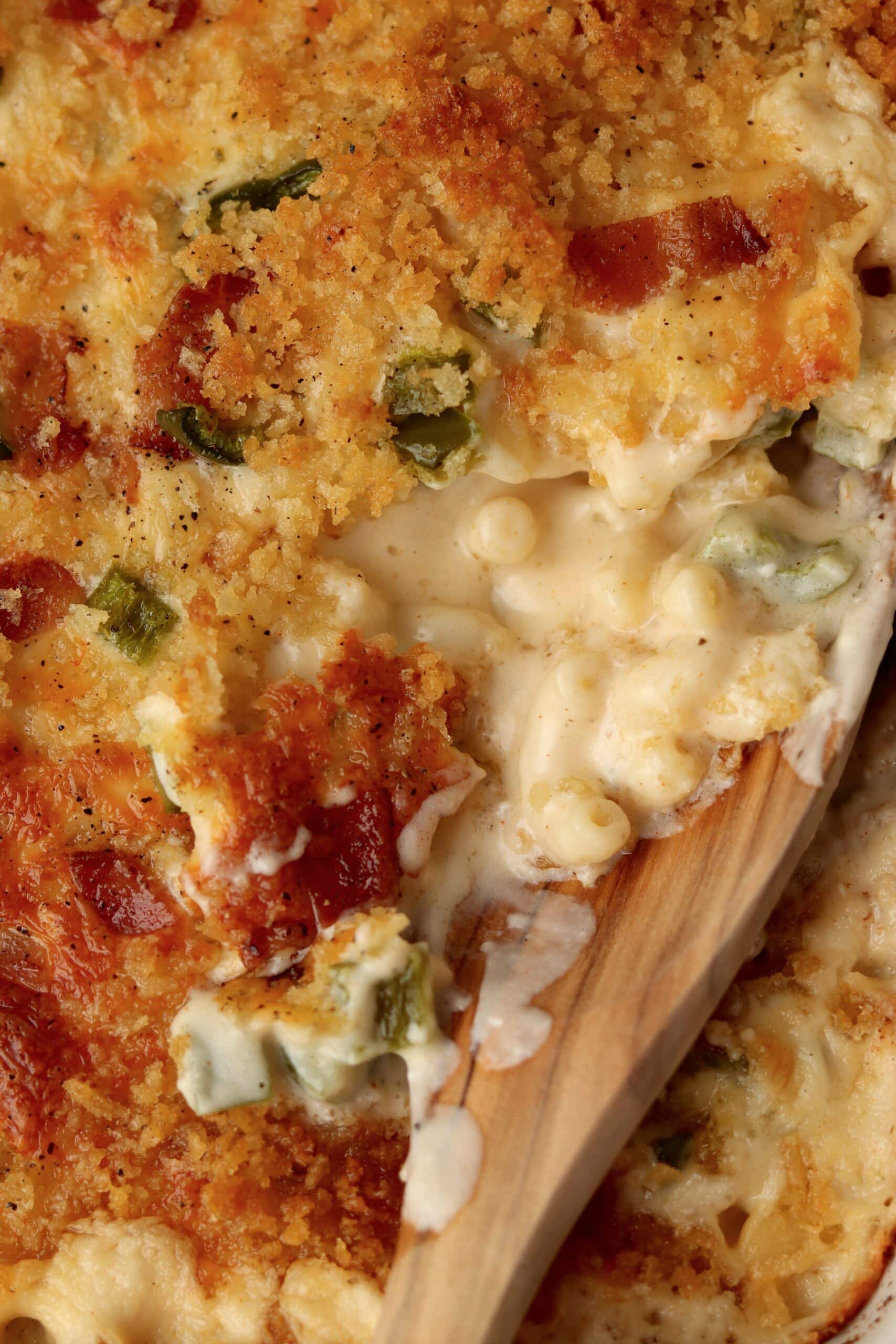 close up of creamy bacon Mac and cheese