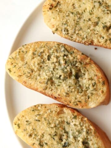 cheesy garlic bread with herbs