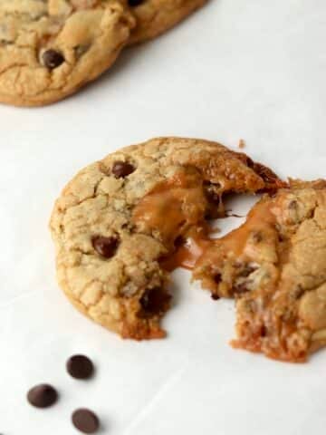caramel chocolate chip cookies