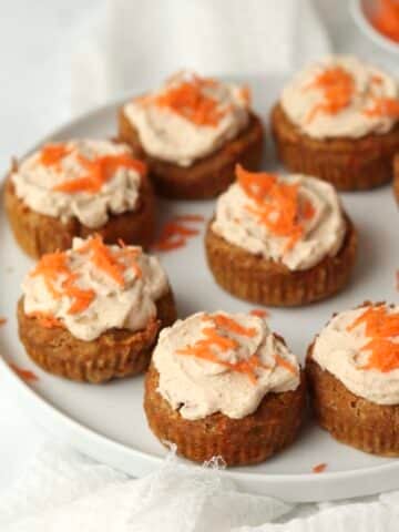 carrot cake for dogs with fresh grated carrots