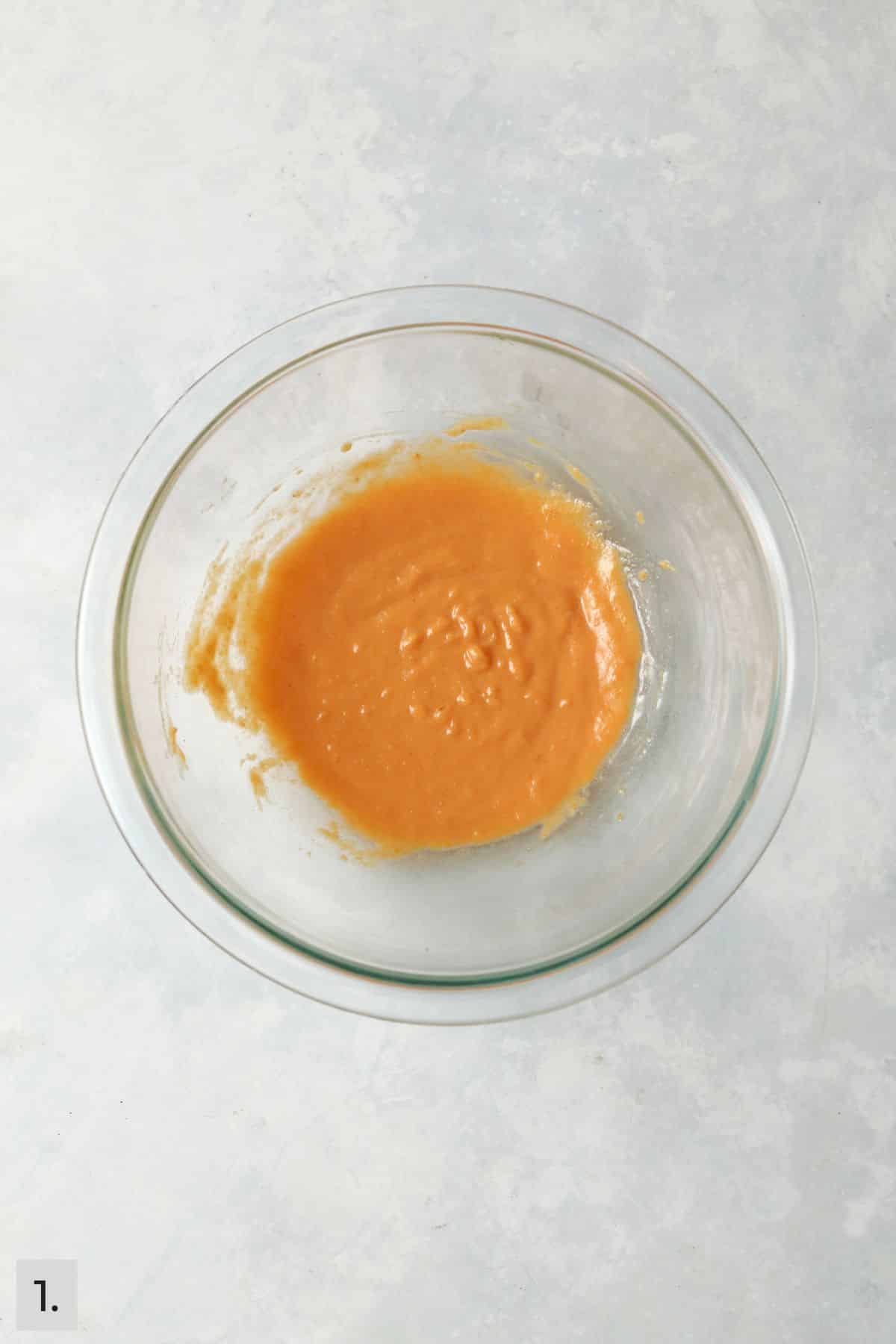 Pumpkin puree mixed with melted butter and egg yolk.